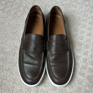 Aquatalia men’s brown leather loafers
